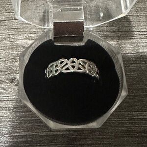 Trinity Knot Sterling Silver Ring 925